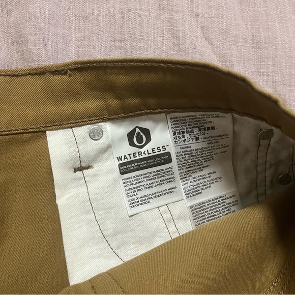 Levi's 513 Tan Bootcut Straight Leg Jeans Classic Style Never Worn Size 34 Mens - Picture 7 of 7